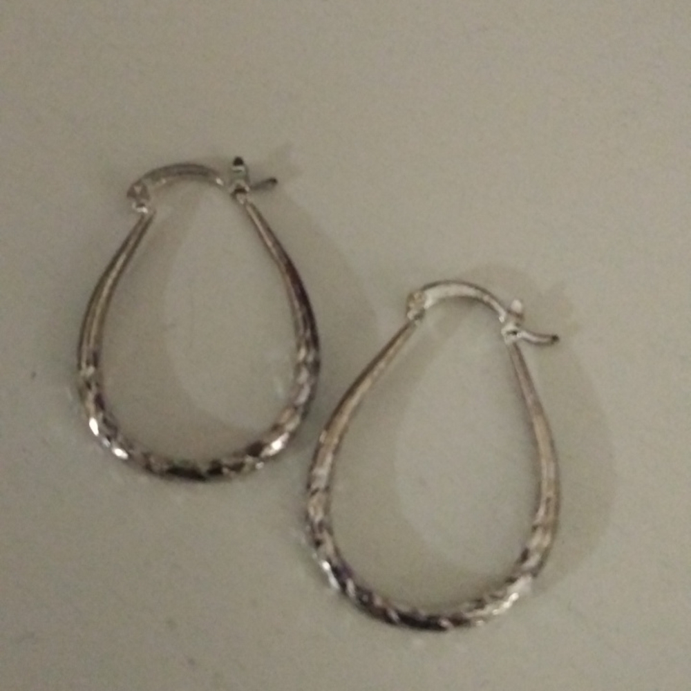 Ladies sterling silver earrings